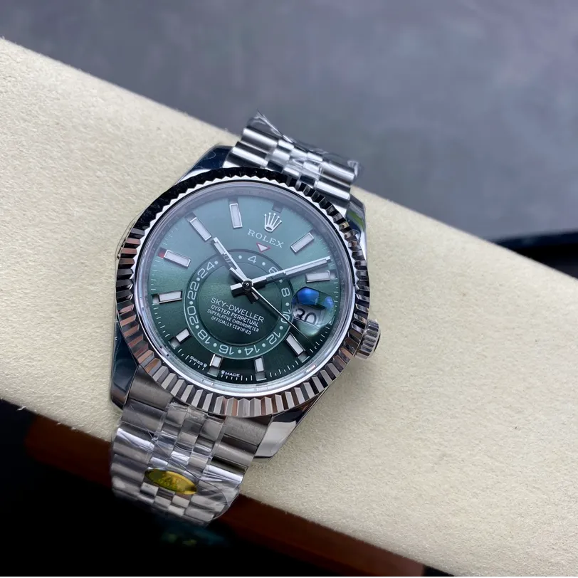 Rolex Sky-Dweller 42mm